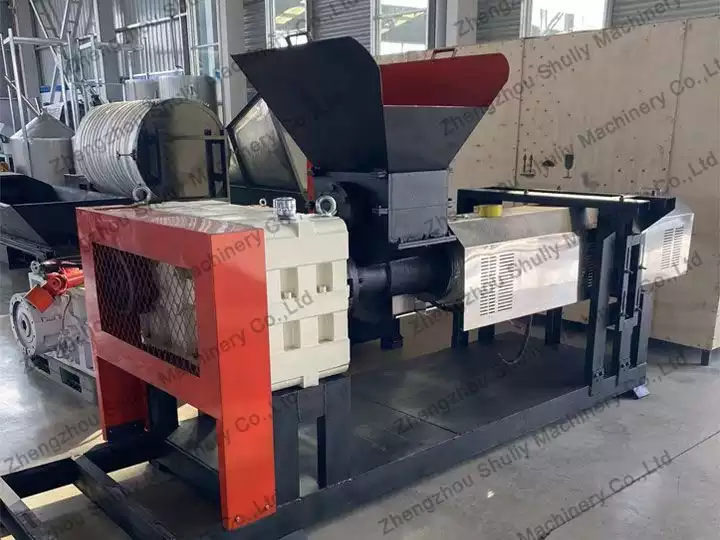Plastic pelletizing machine shipped to Germany